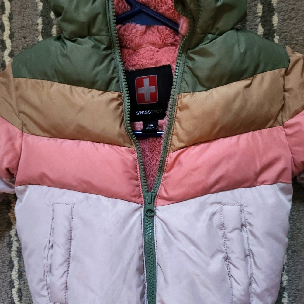 SWISS TECH PUFFER COAT FUR LINED- 18 MONTH - Picture 3 of 8